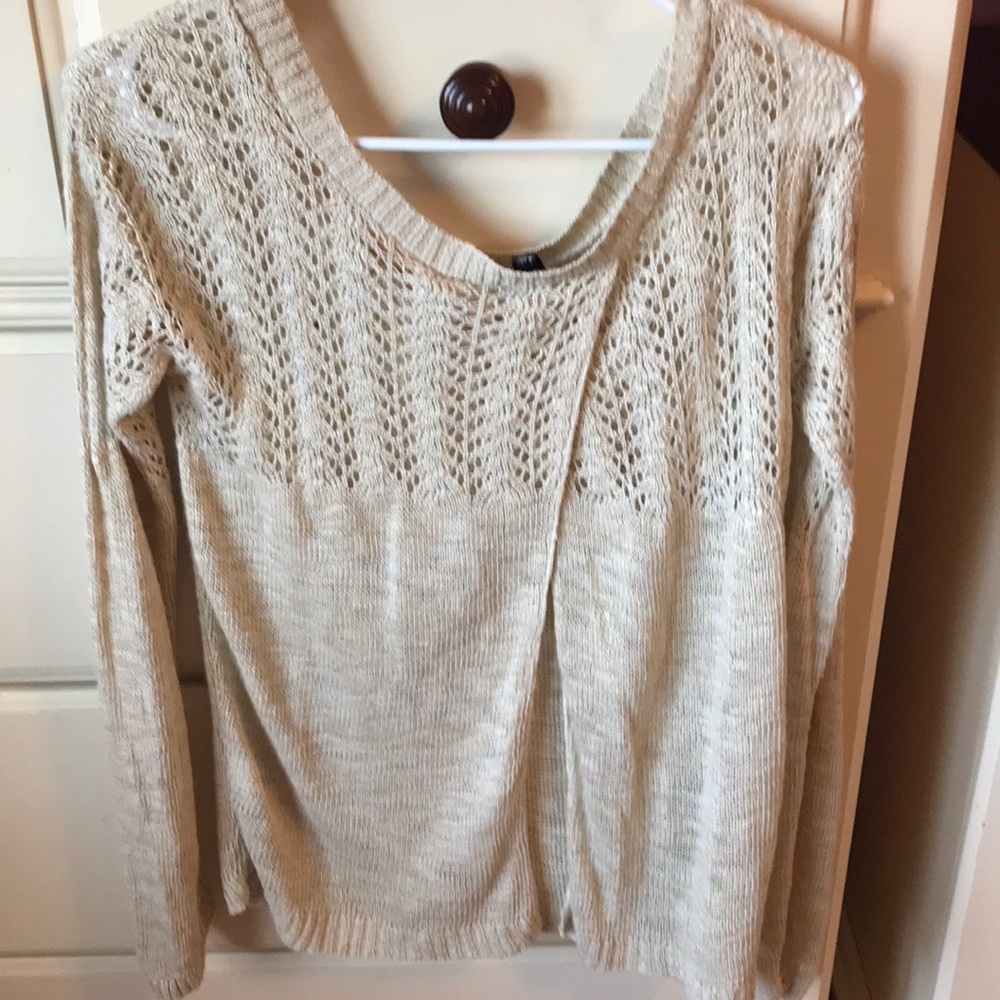 Knit split back sweater - Picture 2 of 3
